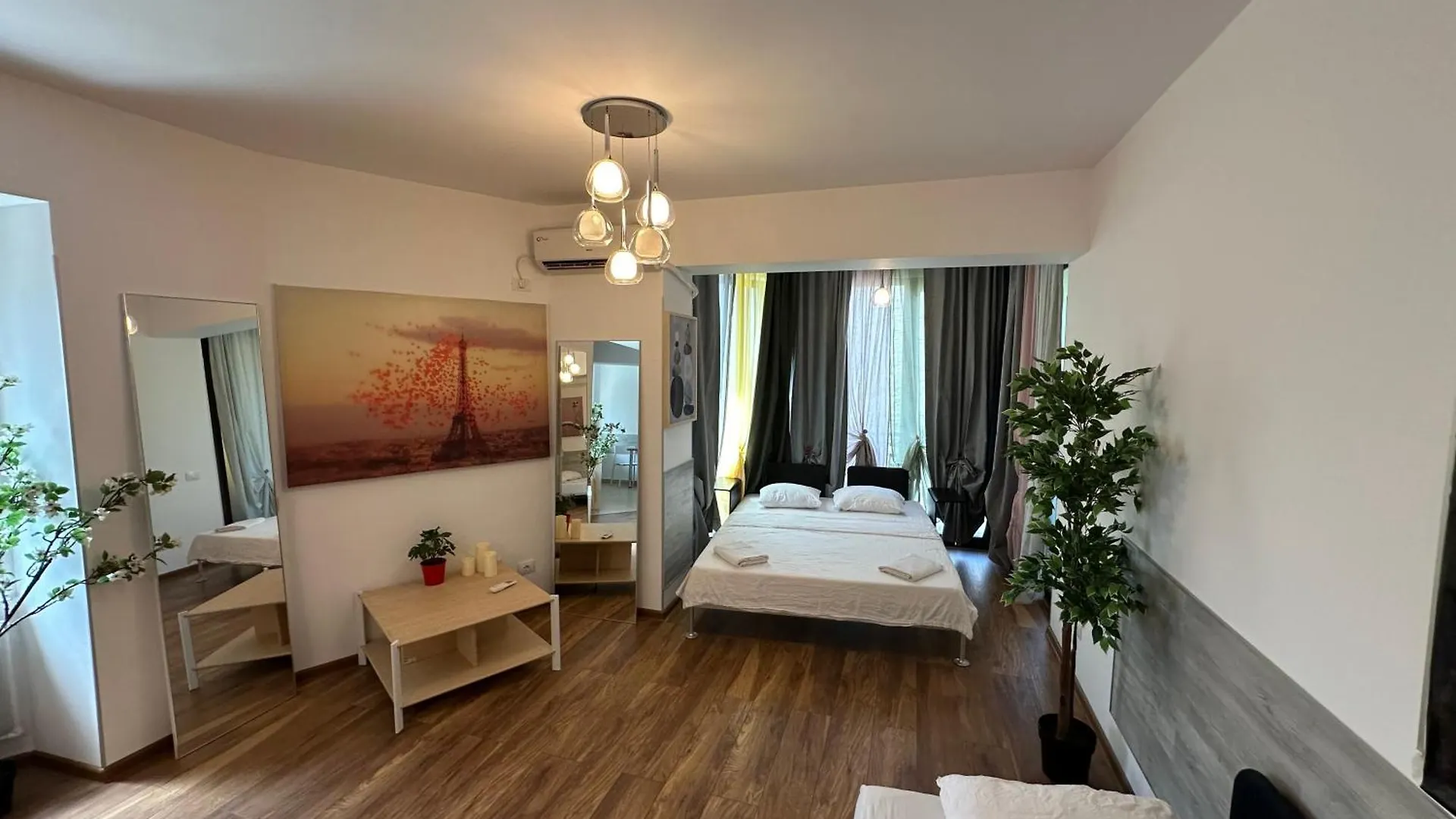 New 1 Green Apartment Bukurešť